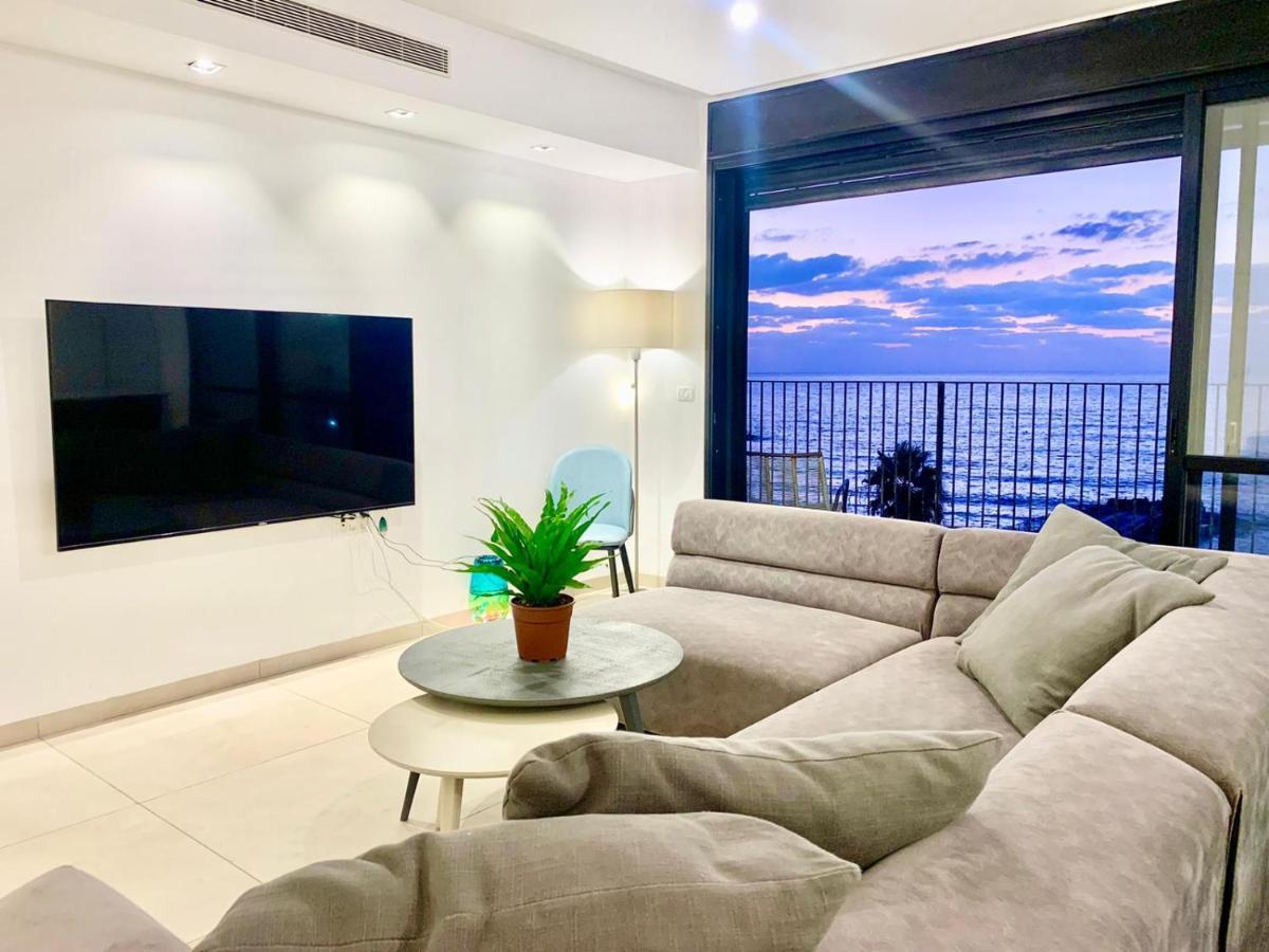 Beach Place Apartments Haifa Luaran gambar