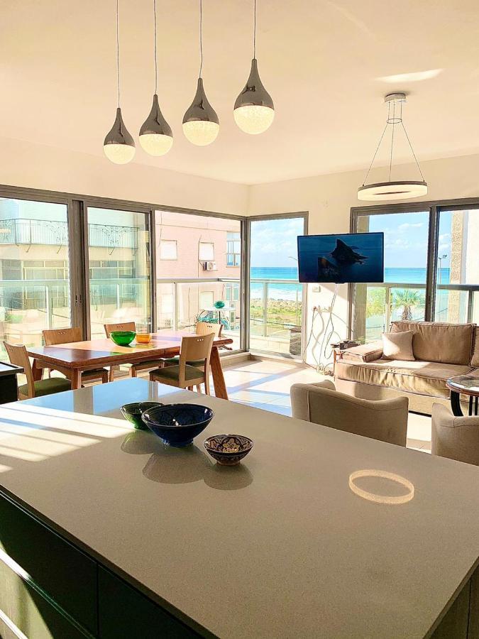 Beach Place Apartments Haifa Luaran gambar