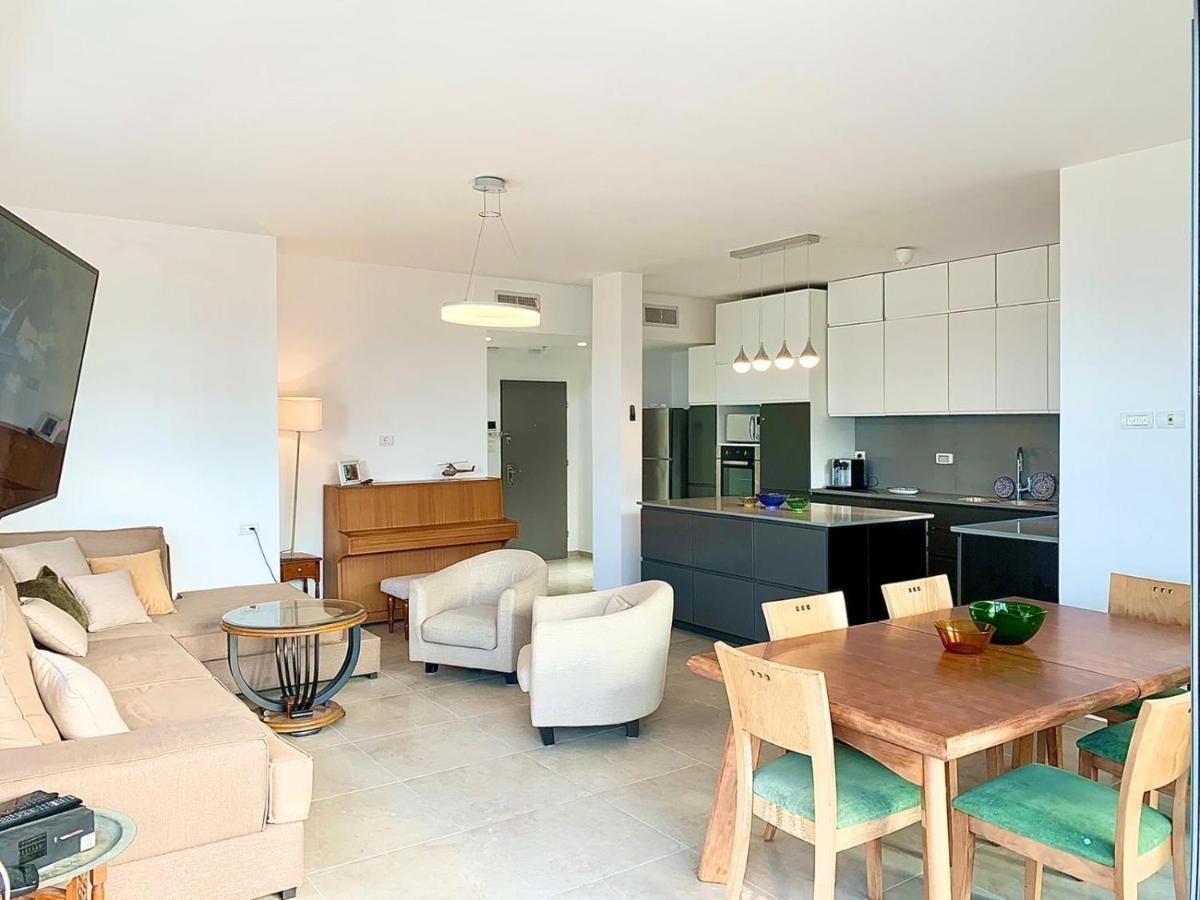Beach Place Apartments Haifa Luaran gambar