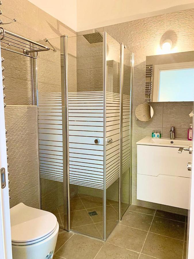 Beach Place Apartments Haifa Luaran gambar