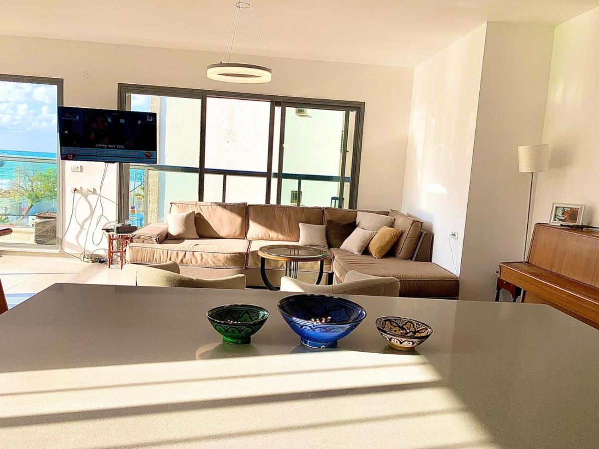 Beach Place Apartments Haifa Luaran gambar