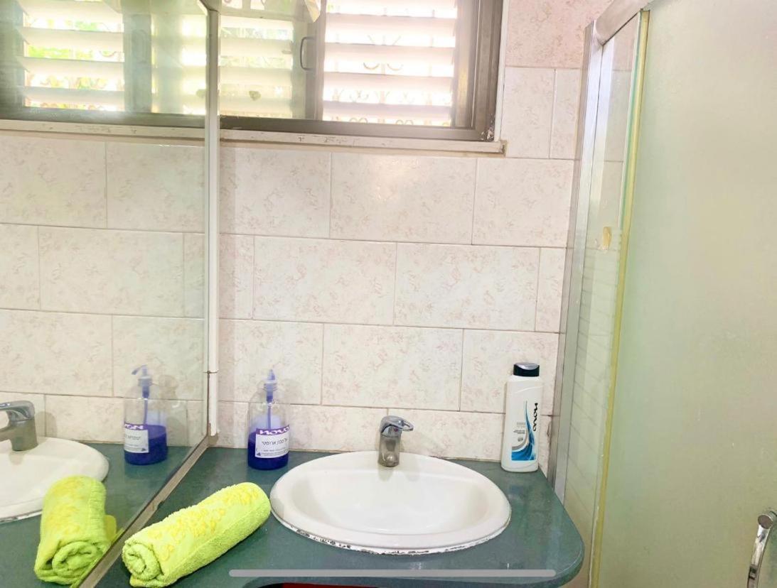 Beach Place Apartments Haifa Luaran gambar