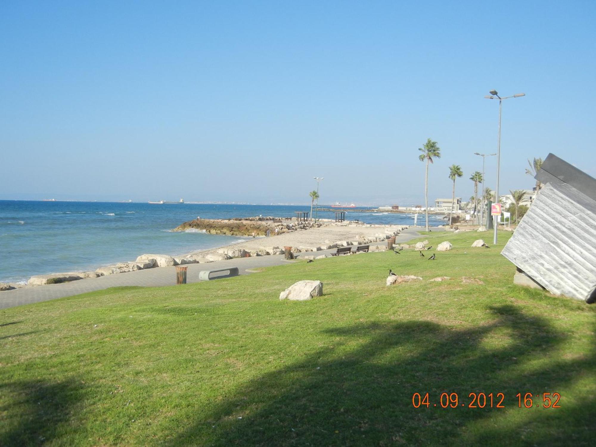 Beach Place Apartments Haifa Luaran gambar